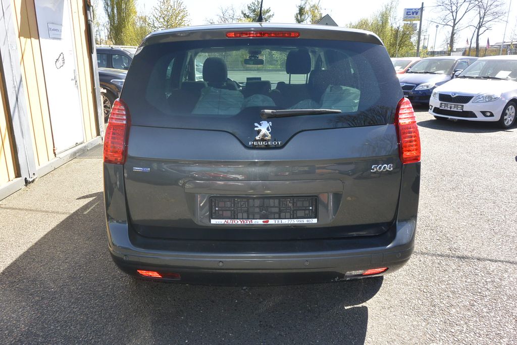 Peugeot 5008 1.6HDi 7míst * PANORAMA