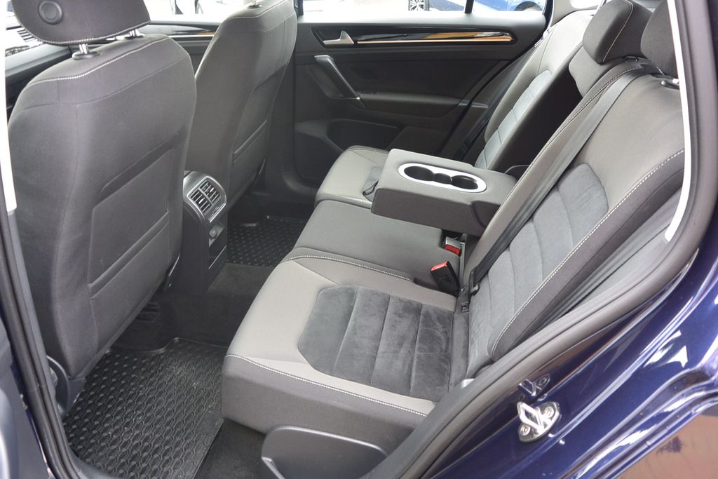 Volkswagen Golf Sportsvan 1.4TSi DSG EXCLUSIVE 110kW