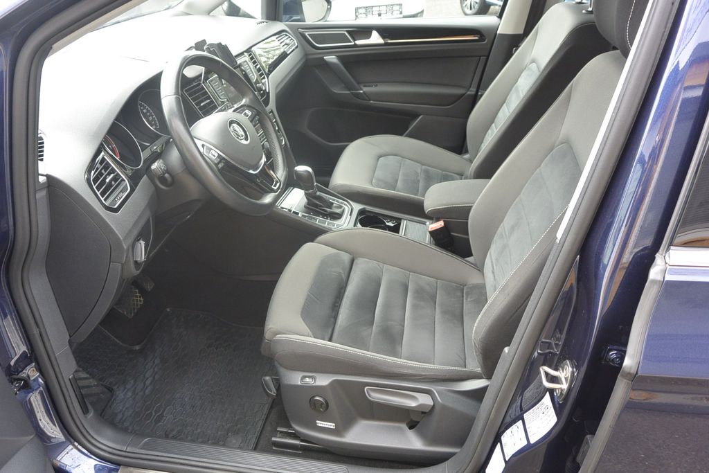 Volkswagen Golf Sportsvan 1.4TSi DSG EXCLUSIVE 110kW