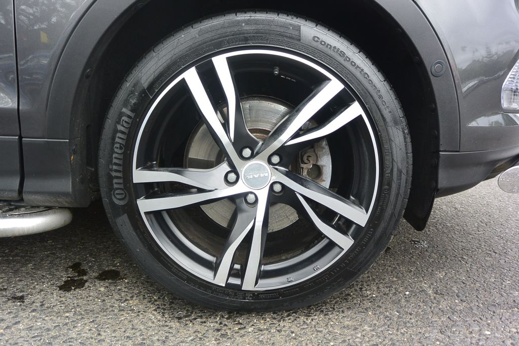 Ford Kuga 2.0TDCi 4×4 AT  Titanium 132kW