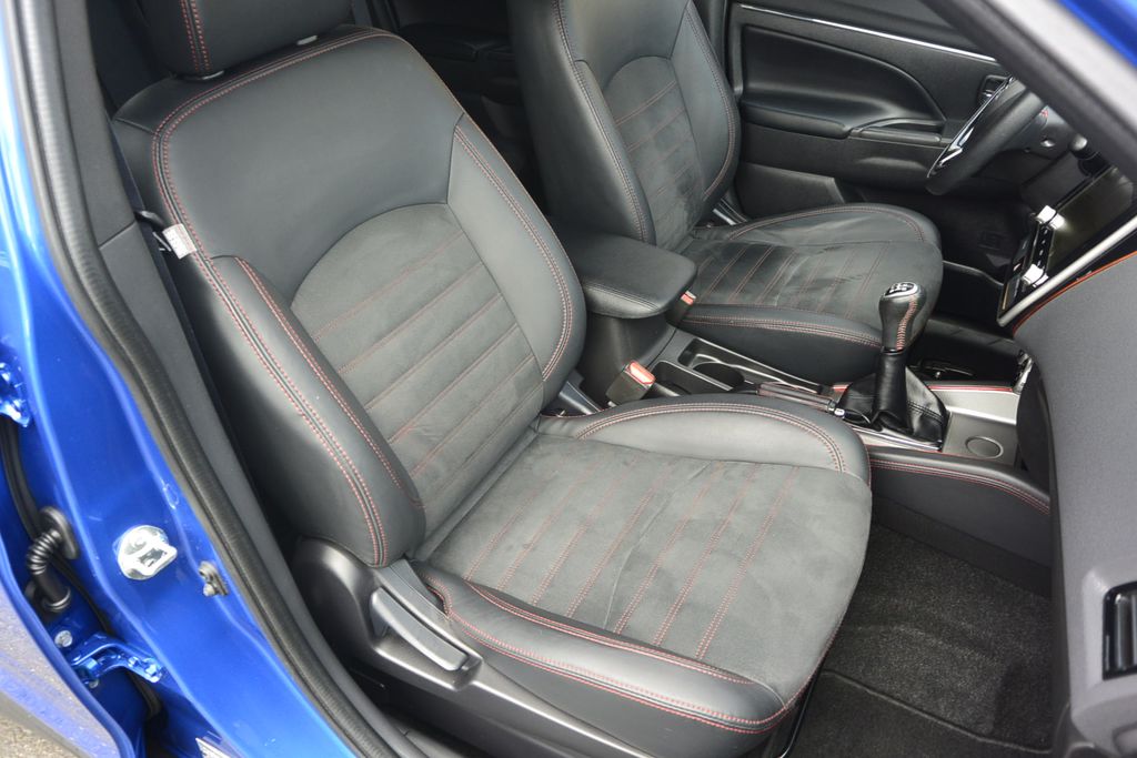 Mitsubishi ASX 2.0i MIVEC 1.maj*TOP výbava a stav