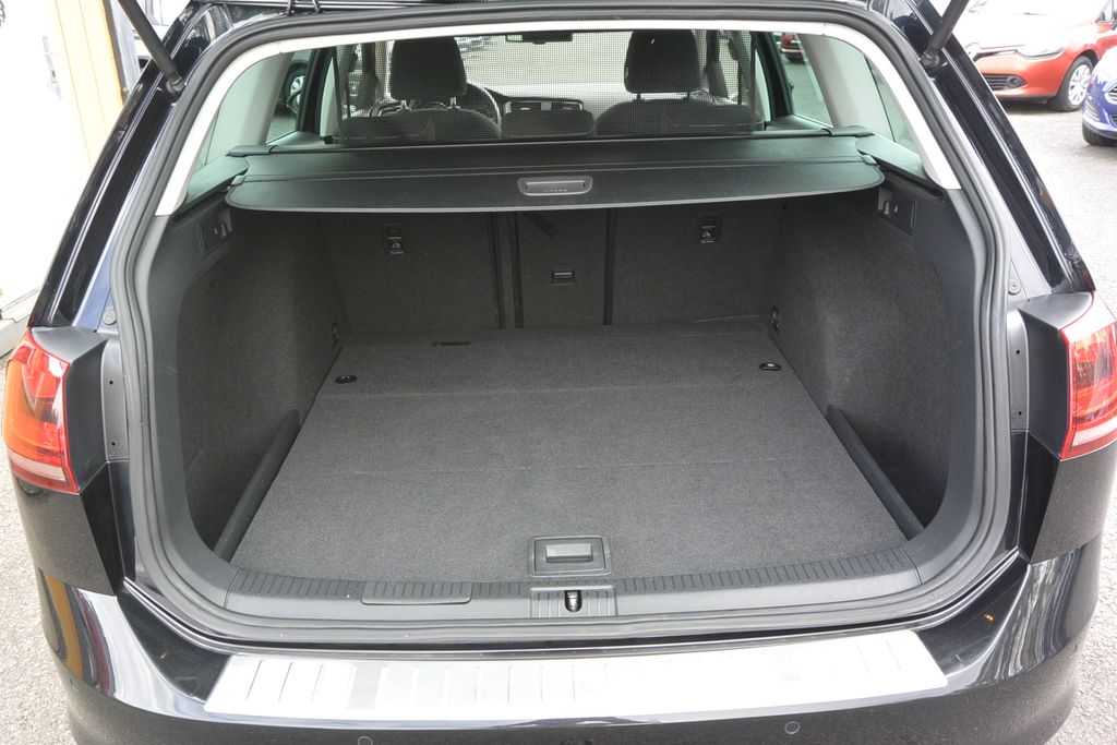 Volkswagen Golf 2.0TDi DSG 110kW