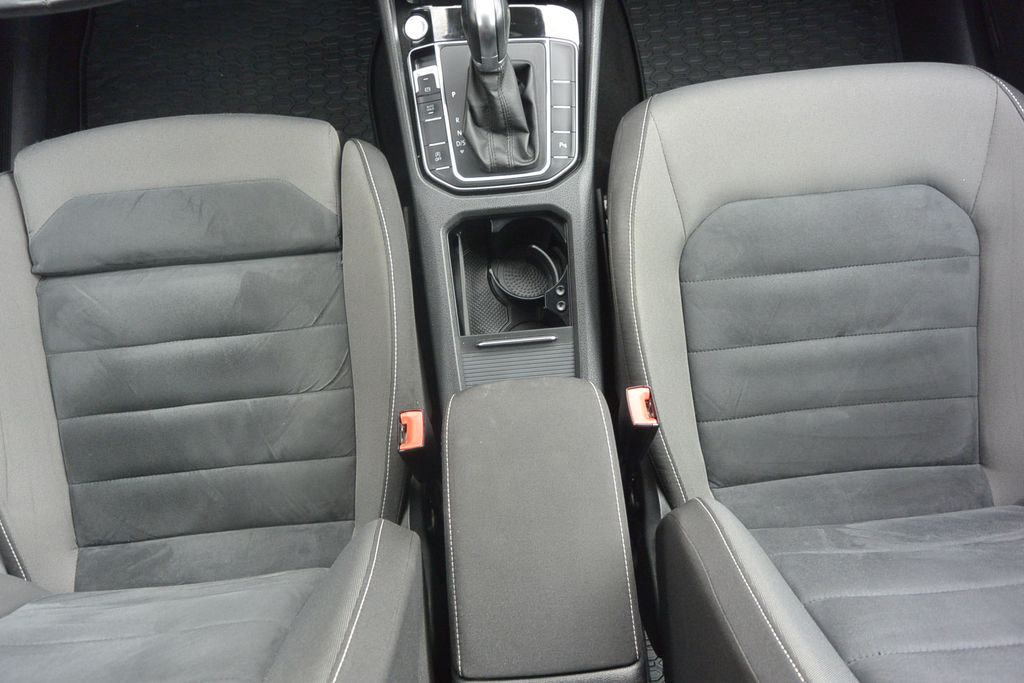 Volkswagen Golf Sportsvan 1.4TSi DSG EXCLUSIVE 110kW