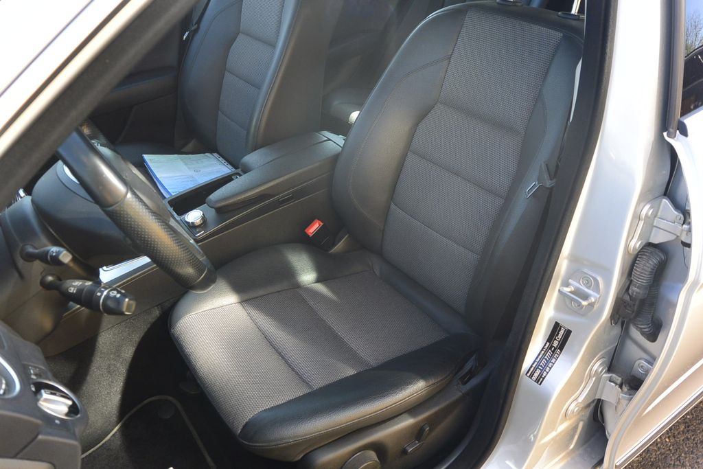 Mercedes-Benz C 180 1.8i Avandgarde 115kW