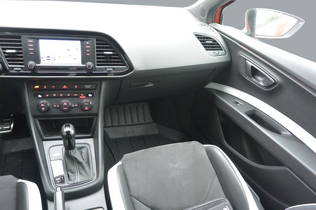 Seat Leon 2.0TSi DSG CUPRA 280PS