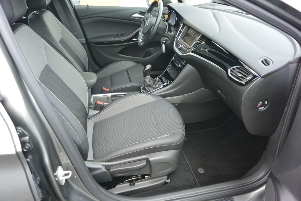 Opel Astra 1.2i 96kW