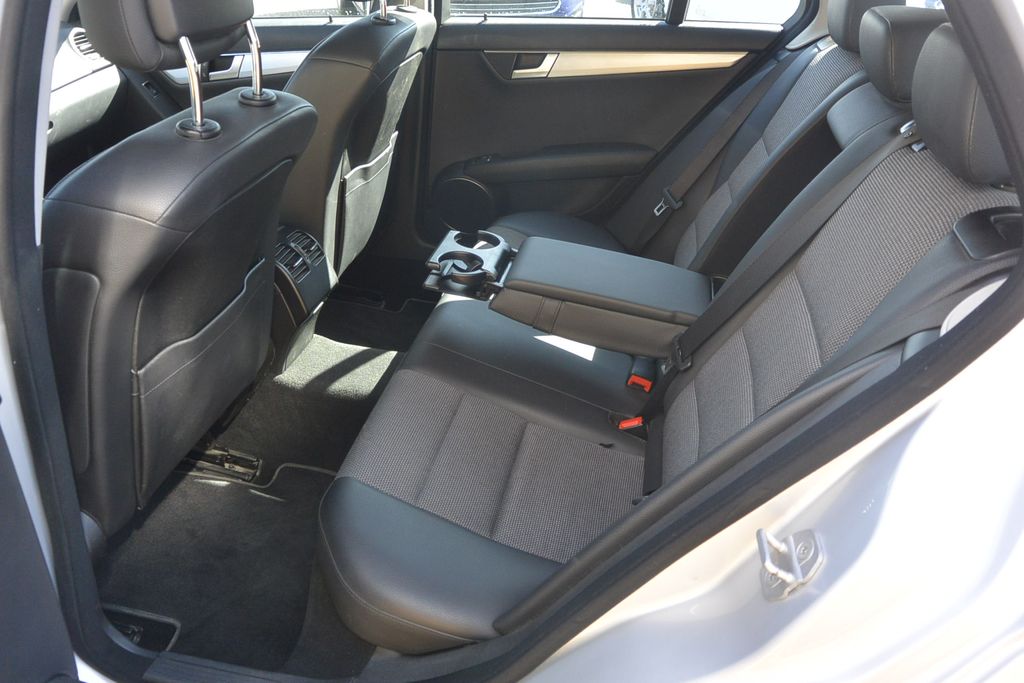 Mercedes-Benz C 180 1.8i Avandgarde 115kW