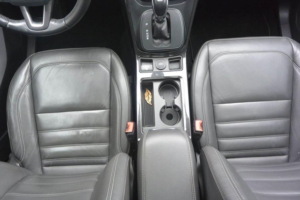 Ford Kuga 2.0TDCi 4×4 AT  Titanium 132kW