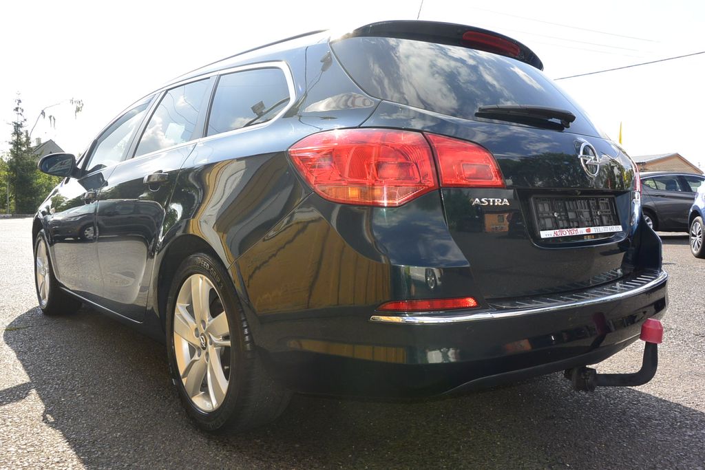 Opel Astra 1.6CDTi 100kW