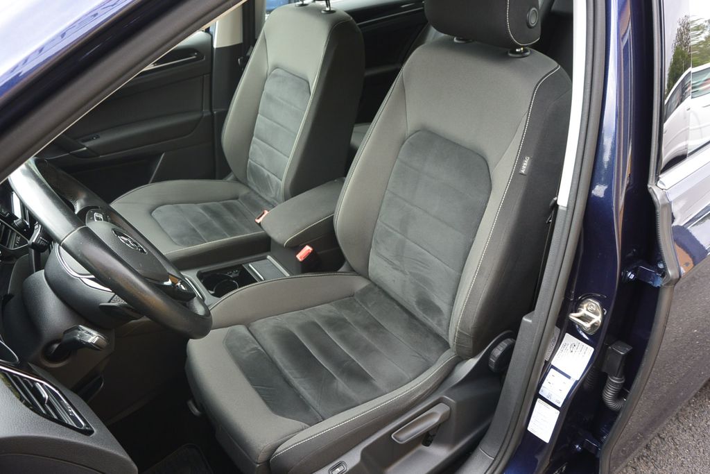 Volkswagen Golf Sportsvan 1.4TSi DSG EXCLUSIVE 110kW