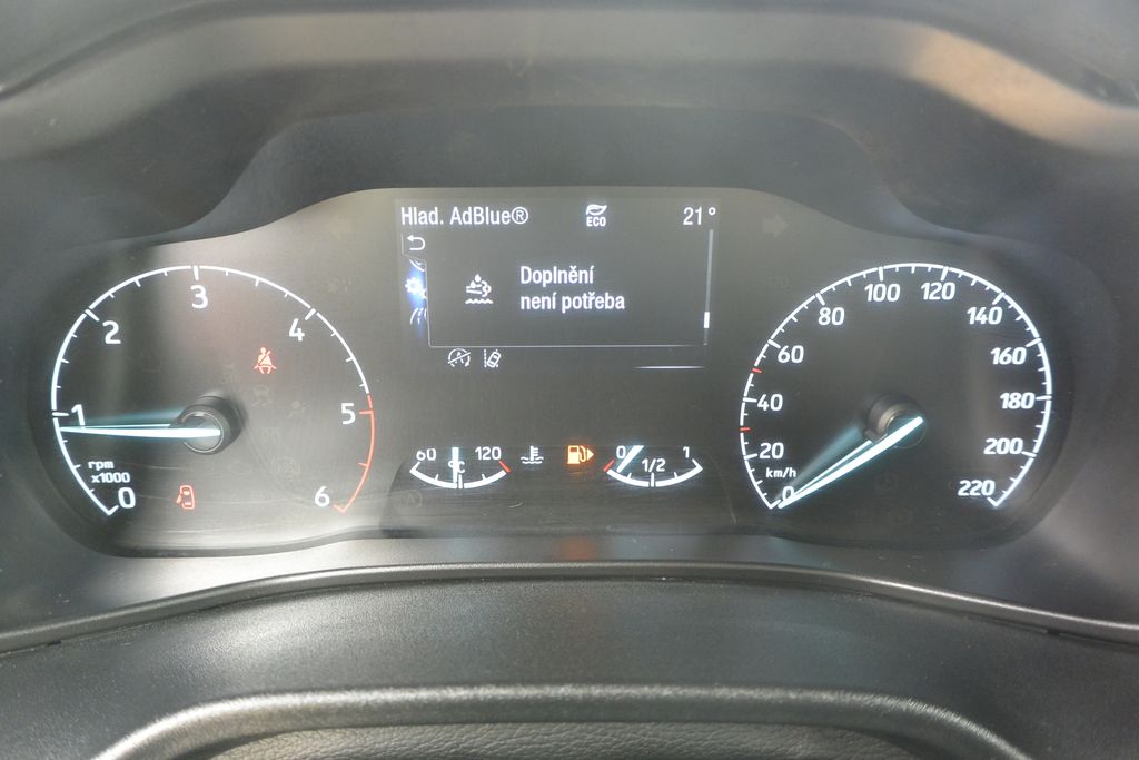 Ford Transit Connect 1.5TDCi 88kW LUXUS výbava i stav