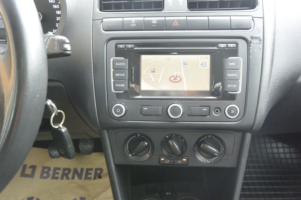 Volkswagen Polo 1.2TSi 66kW NAVI,KLIMA
