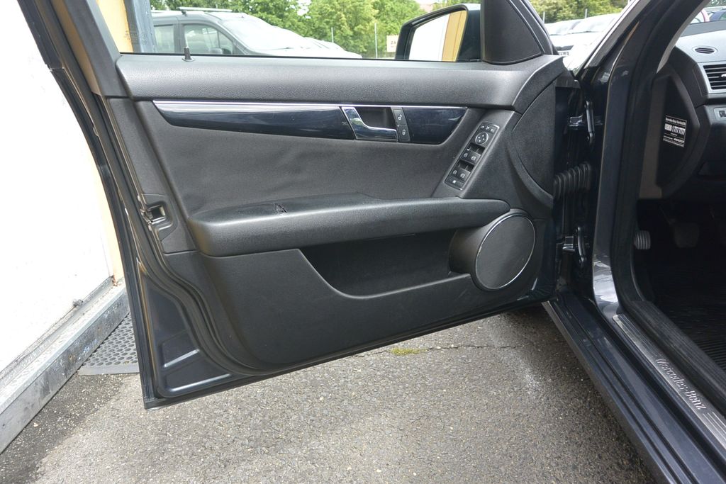 Mercedes-Benz C 220 2.2d 125kW