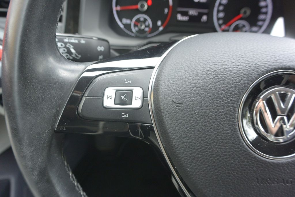 Volkswagen Polo 1.0TSi BEATSAUDIO 70kW