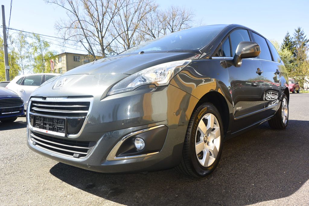 Peugeot 5008 1.6HDi 7míst * PANORAMA