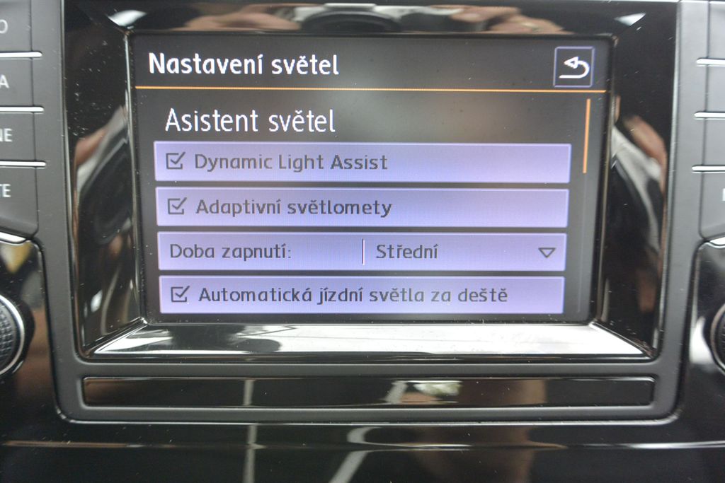 Volkswagen Golf Sportsvan 1.4TSi DSG EXCLUSIVE 110kW