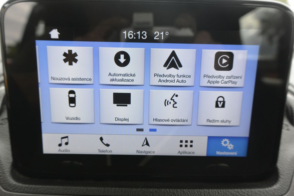 Ford Transit Connect 1.5TDCi 88kW LUXUS výbava i stav