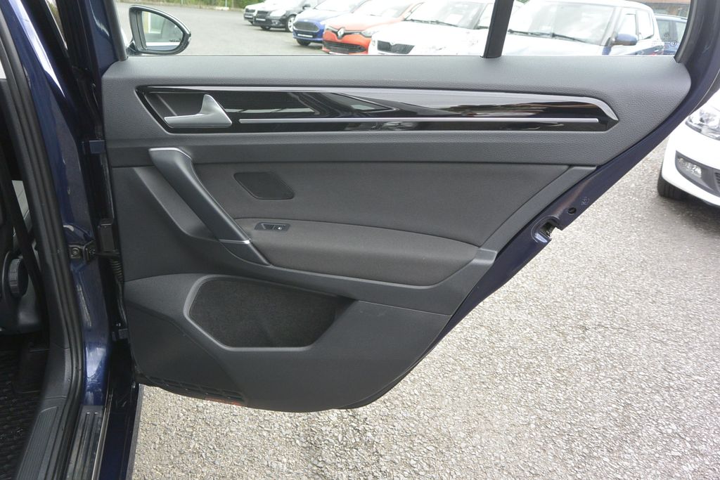 Volkswagen Golf Sportsvan 1.4TSi DSG EXCLUSIVE 110kW