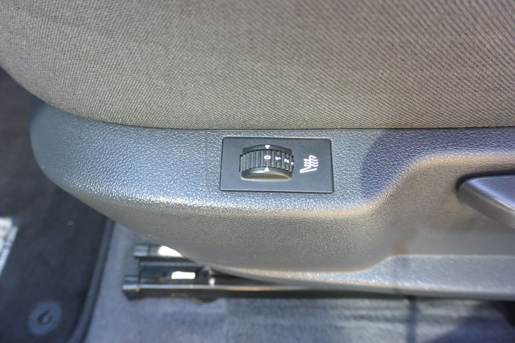 Peugeot 5008 1.6HDi 7míst * PANORAMA
