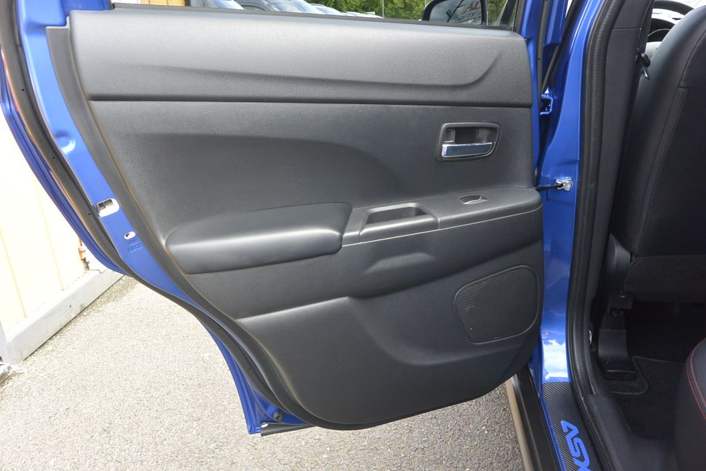 Mitsubishi ASX 2.0i MIVEC 1.maj*TOP výbava a stav