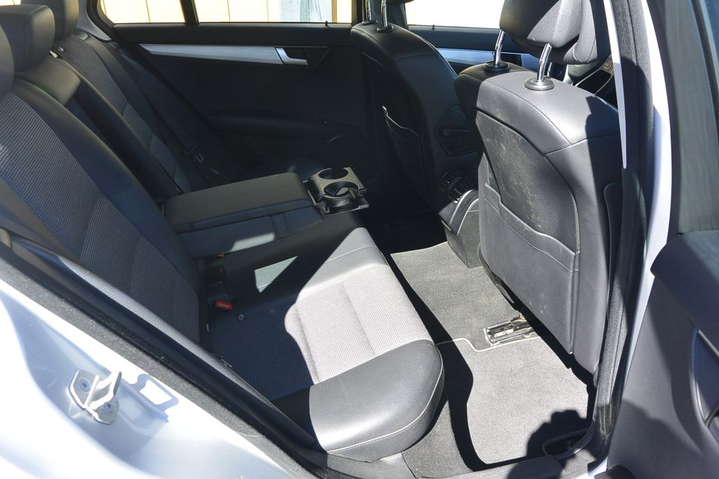Mercedes-Benz C 180 1.8i Avandgarde 115kW