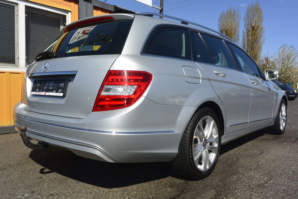 Mercedes-Benz C 180 1.8i Avandgarde 115kW