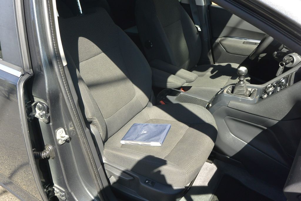 Peugeot 5008 1.6HDi 7míst * PANORAMA