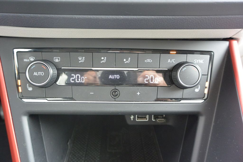 Volkswagen Polo 1.0TSi BEATSAUDIO 70kW