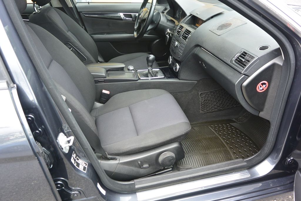 Mercedes-Benz C 220 2.2d 125kW