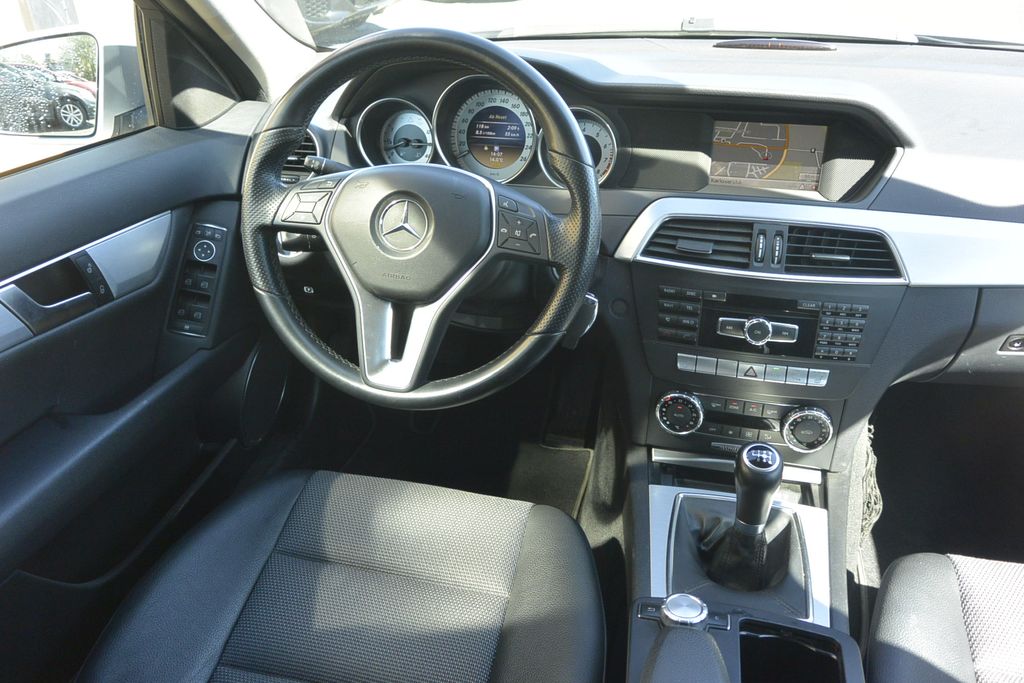Mercedes-Benz C 180 1.8i Avandgarde 115kW