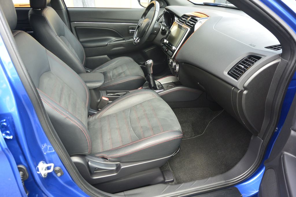 Mitsubishi ASX 2.0i MIVEC 1.maj*TOP výbava a stav