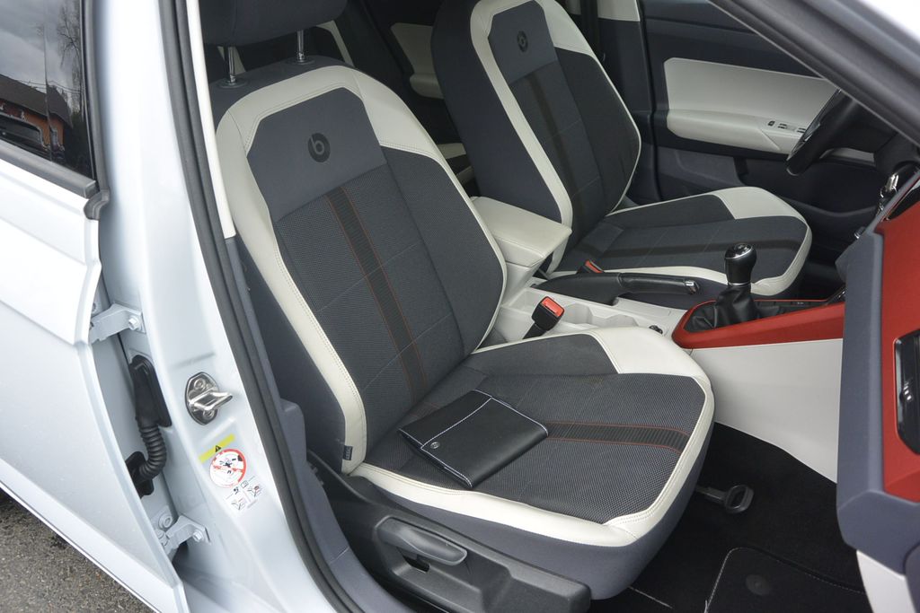 Volkswagen Polo 1.0TSi BEATSAUDIO 70kW