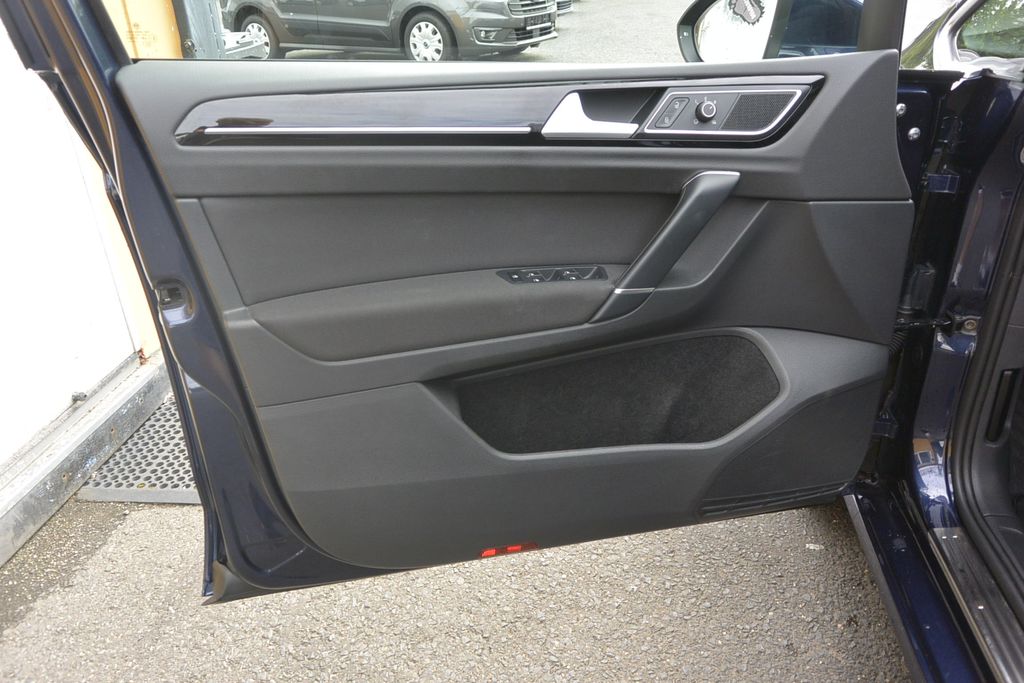 Volkswagen Golf Sportsvan 1.4TSi DSG EXCLUSIVE 110kW
