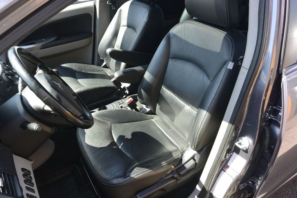 Mitsubishi Grandis 2.0DI-D 6míst
