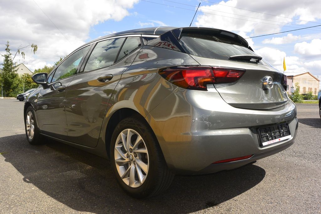 Opel Astra 1.2i 96kW