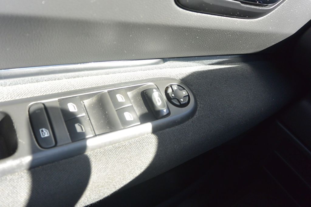 Peugeot 5008 1.6HDi 7míst * PANORAMA