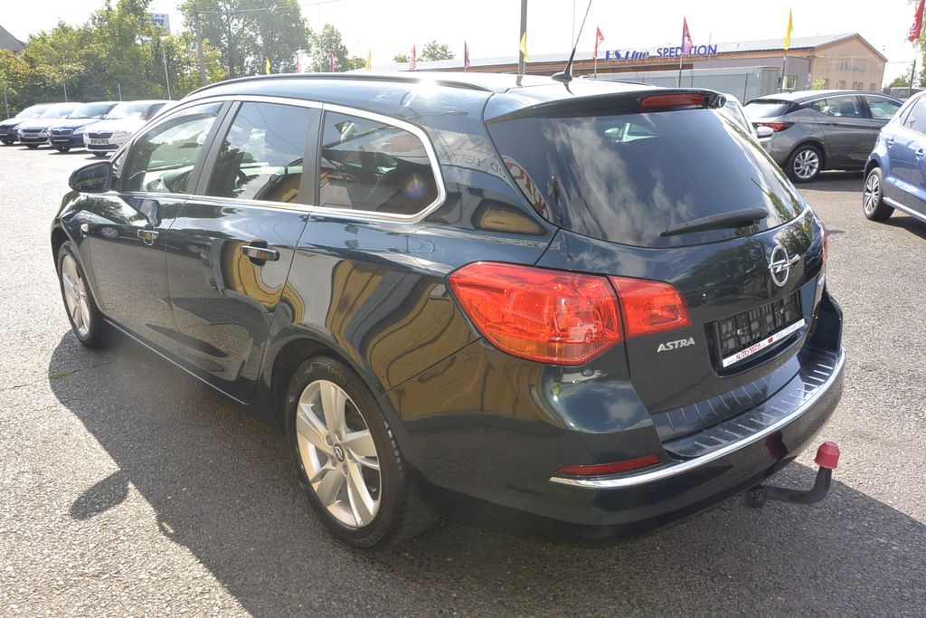 Opel Astra 1.6CDTi 100kW