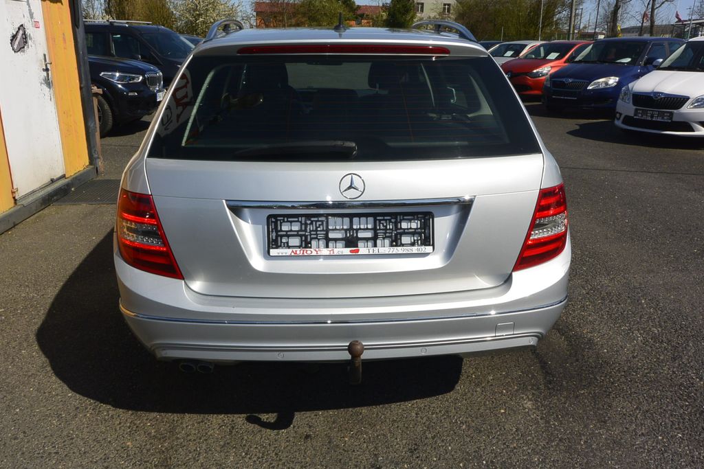 Mercedes-Benz C 180 1.8i Avandgarde 115kW