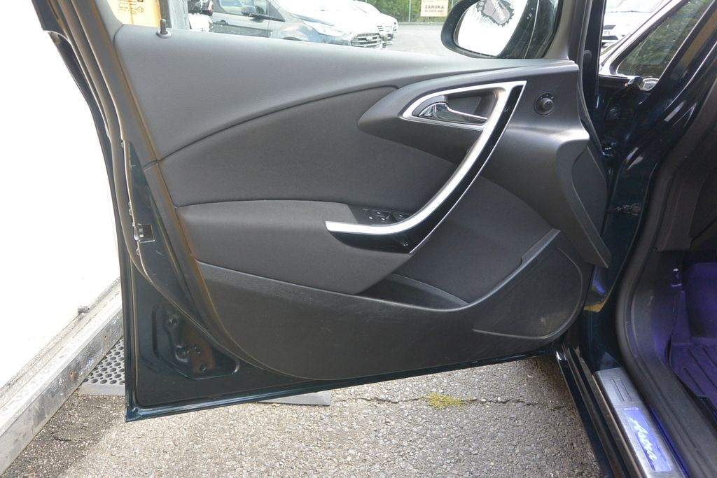 Opel Astra 1.6CDTi 100kW
