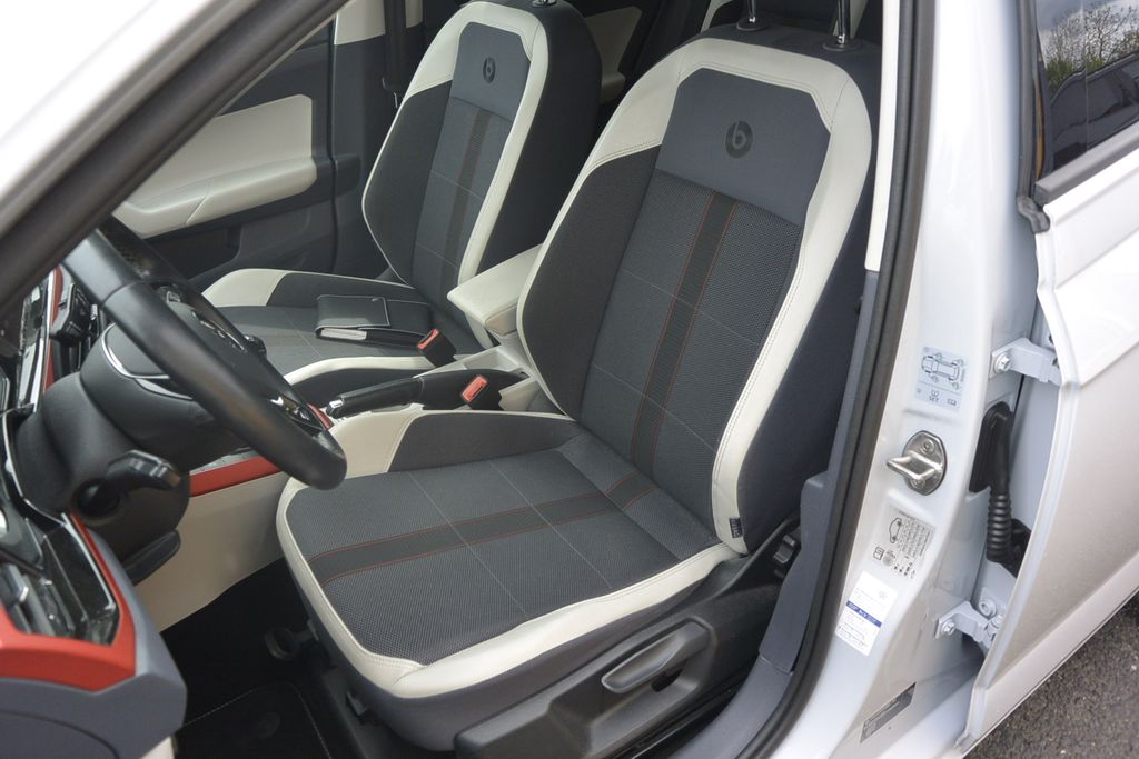 Volkswagen Polo 1.0TSi BEATSAUDIO 70kW