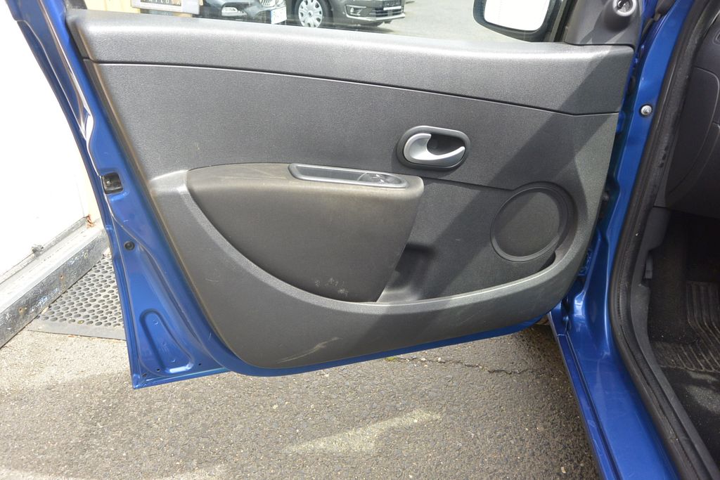 Renault Clio 1.2i