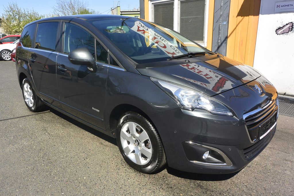 Peugeot 5008 1.6HDi 7míst * PANORAMA