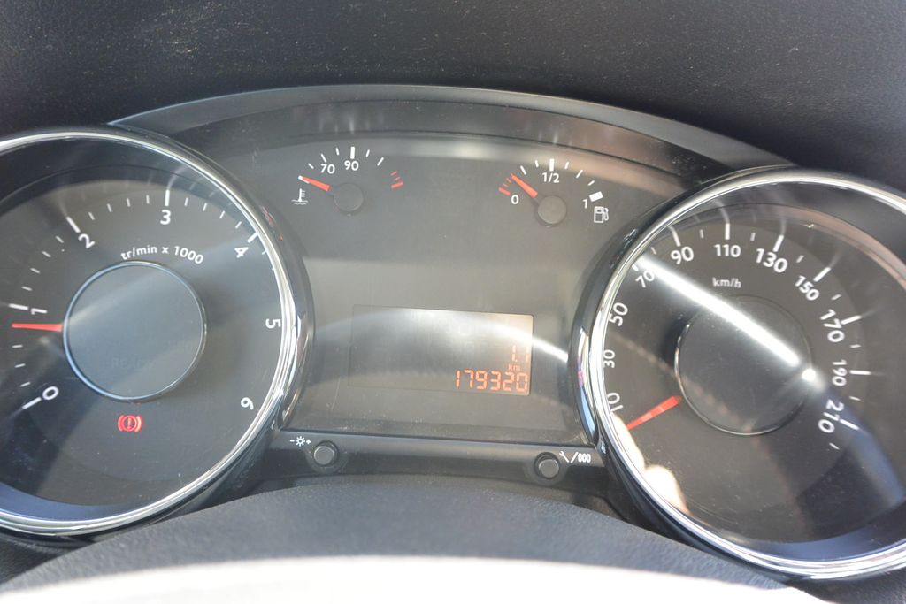 Peugeot 5008 1.6HDi 7míst * PANORAMA