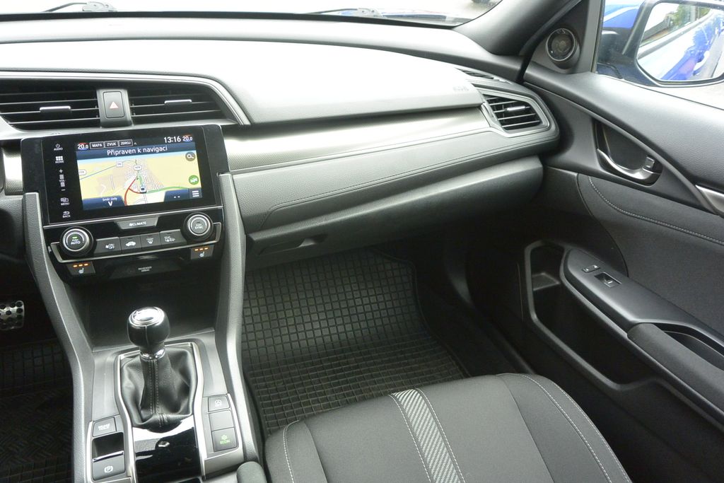 Honda Civic 1.0VTEC 95kW