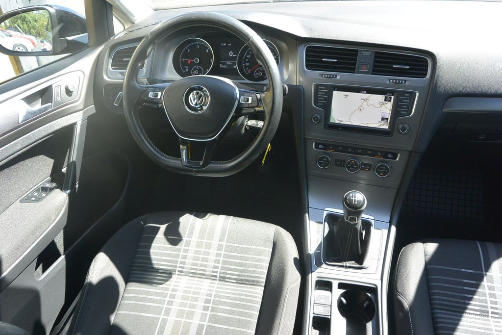 Volkswagen Golf 1.6TDi 81kW *ROZVODY*BRZDY