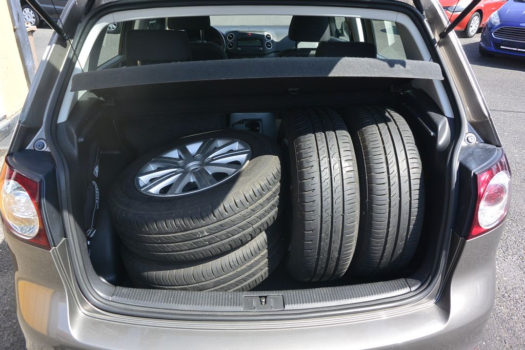 Volkswagen Golf Plus 1.2TSi 77kW * 6kv