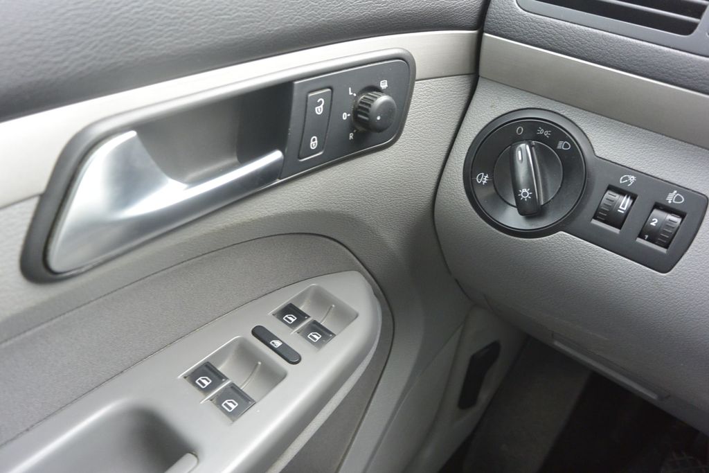 Volkswagen Touran 1.4TSi 7míst
