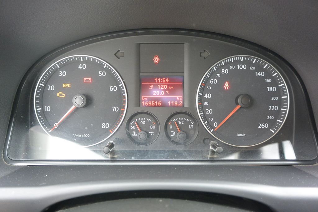 Volkswagen Touran 1.4TSi 7míst