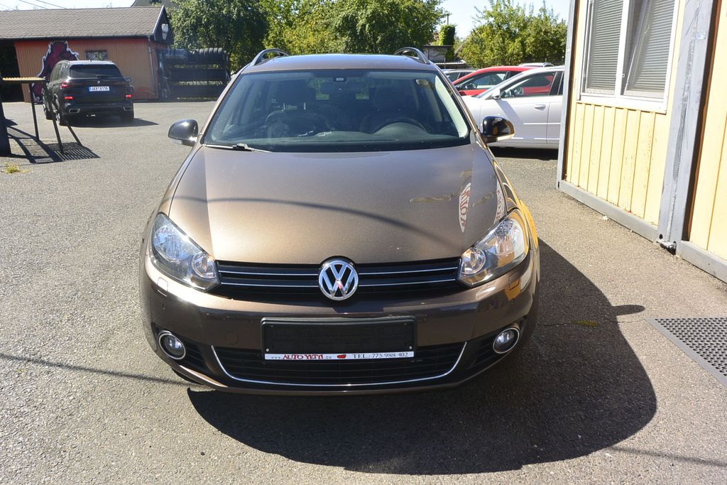 Volkswagen Golf 1.2TSi STYLE *PANO*NAVI