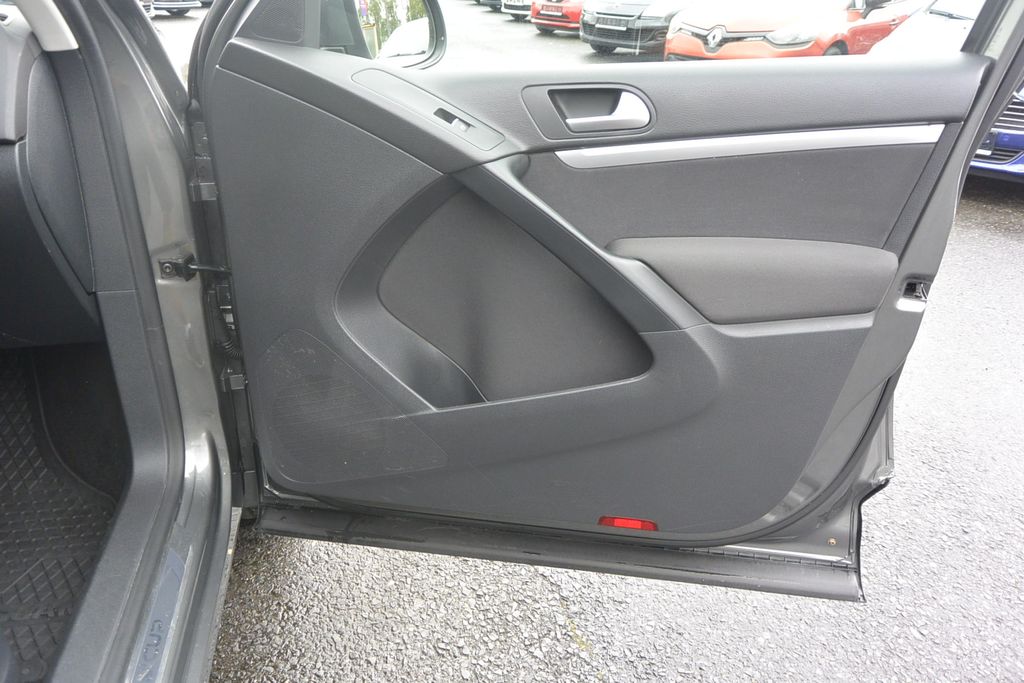 Volkswagen Tiguan 2.0TDi CUP * DSG 4×4